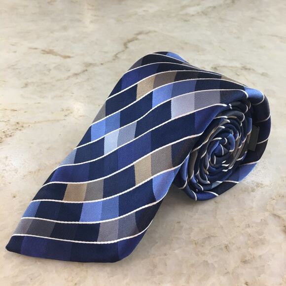 KENNETH COLE REACTION SILK TIE - Picture 1 of 7
